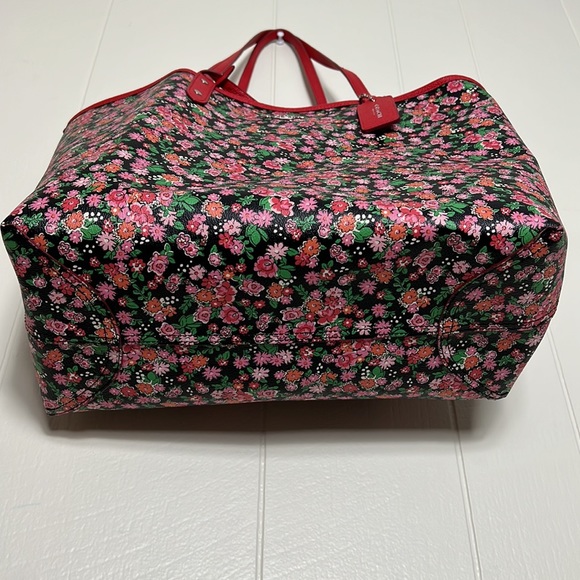 Floral Coach Pocketbook with Clutch - Picture 3 of 10